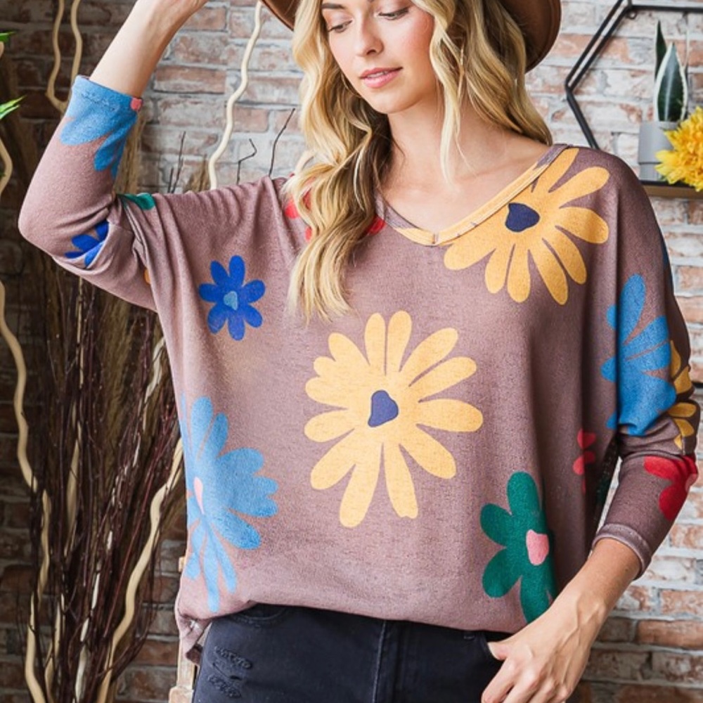 B129🌺Flirty+fun oversized mocha Daisy  on-trend top adds a happy vibe2every day - Picture 12 of 12